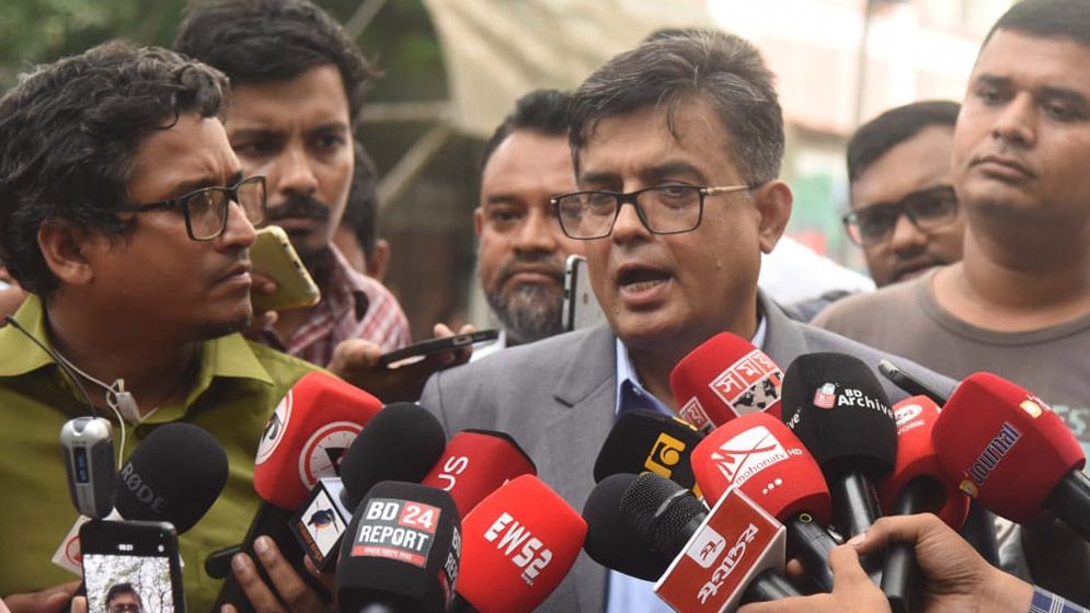 ঐকমত্য কমিশনের সঙ্গে রাজনৈতিক দলগুলোর বৈঠক