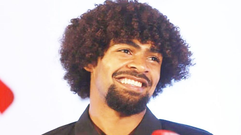 ঢাকায় নেমে যা বললেন হামজা