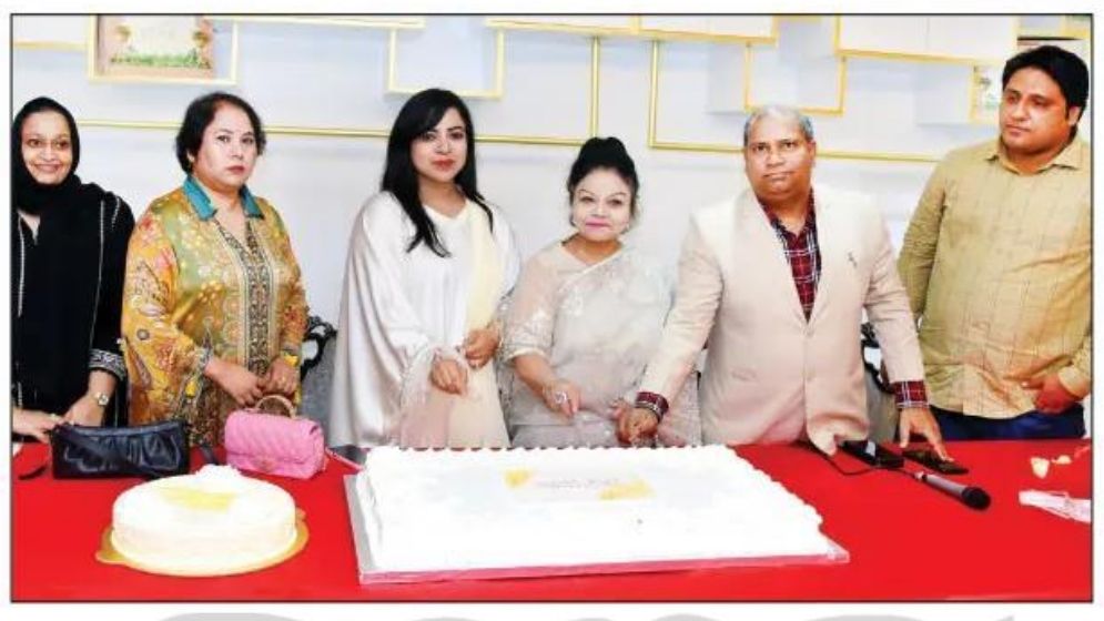 ধানমন্ডিতে যাত্রা শুরু করল ফ্যাশন ব্র্যান্ড ‘হুর’