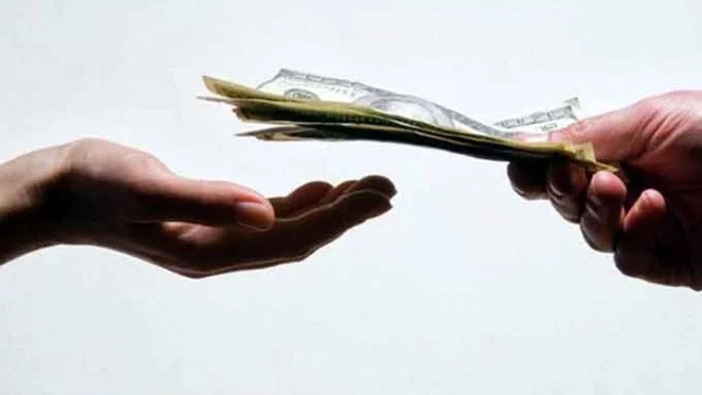 ঋণগ্রস্থ ব্যক্তির ওপর কুরবানি ওয়াজিব?