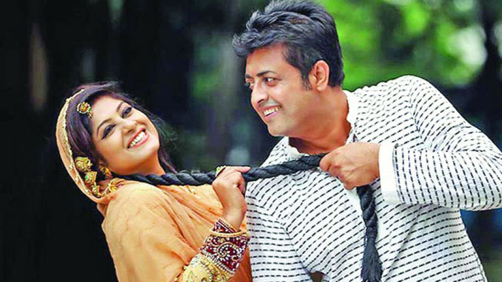 জুনিয়র মিশাকে জুতাপেটা করতে চান ওমর সানি
