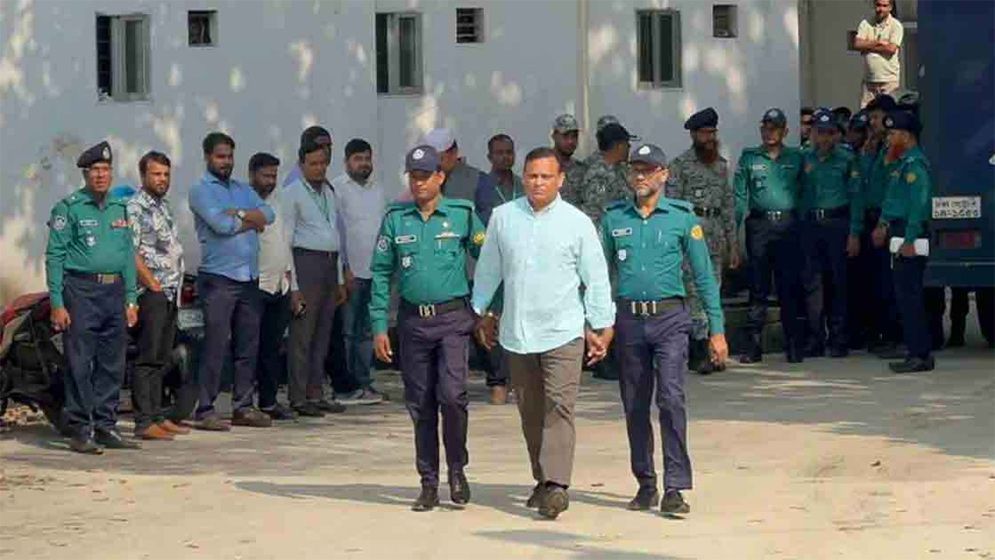 জিয়াউল আহসানের স্ত্রীর জমি জব্দ, ব্যাংক হিসাব অবরুদ্ধ