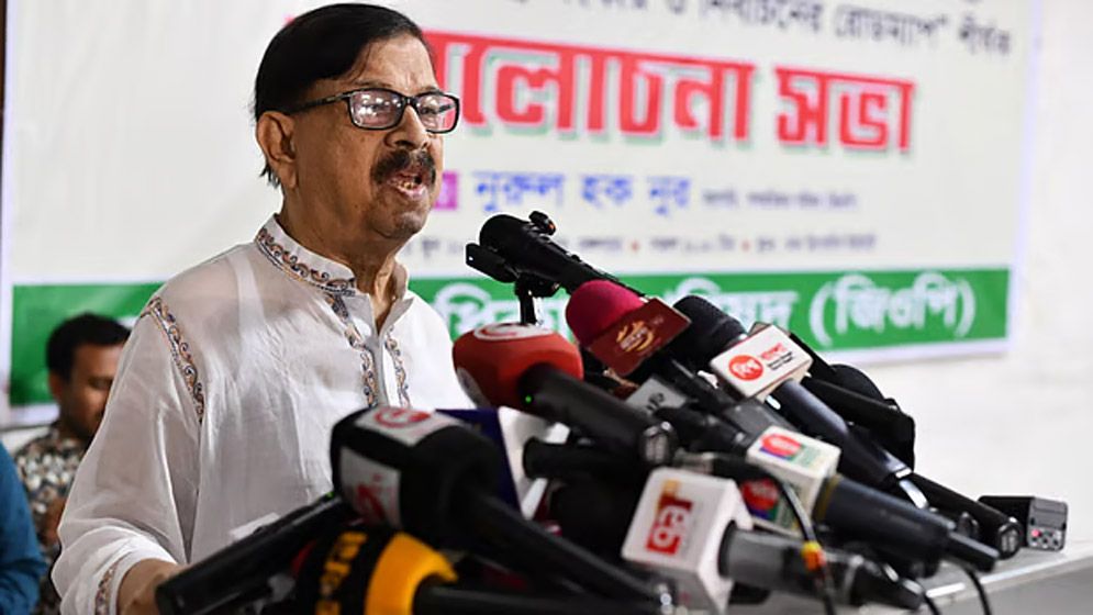 প্রধান উপদেষ্টার সঙ্গে প্র্যাক্টিক্যালি কোনো সংলাপ হয় না: মান্না