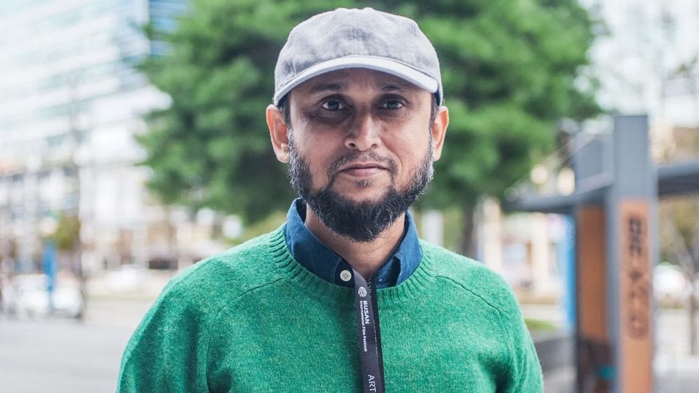 শেখ মুজিবের মুক্তিযোদ্ধা সনদ বাতিলের খবর ভুয়া: উপদেষ্টা ফারুকী