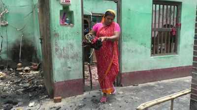 ধ্বংসস্তূপে ঘুরে দাঁড়ানোর চেষ্টা ১৩ পরিবারের