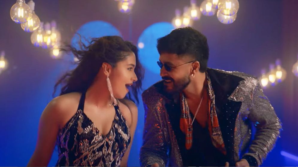 এবার ফারিণের আইটেম গানে মাতোয়ারা দর্শক: নতুন ঝলকে ঝড় তুললেন পর্দায়!