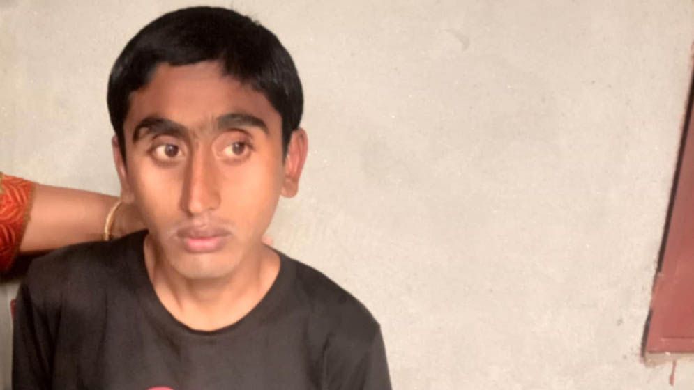 প্রতিবন্ধী তানভীরকে খুঁজছেন বাবা-মা