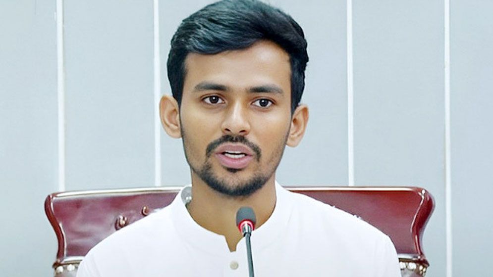 ঈদযাত্রা নির্বিঘ্ন করতে সরকার সচেষ্ট রয়েছে: উপদেষ্টা আসিফ