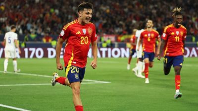 ৯ গোলের ‘থ্রিলারে’ ফ্রান্সকে হারিয়ে ফাইনালে স্পেন