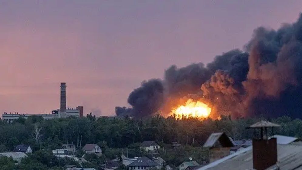 খারকিভে রাশিয়ার ‘সবচেয়ে বড়’ হামলা, নিহত ৩