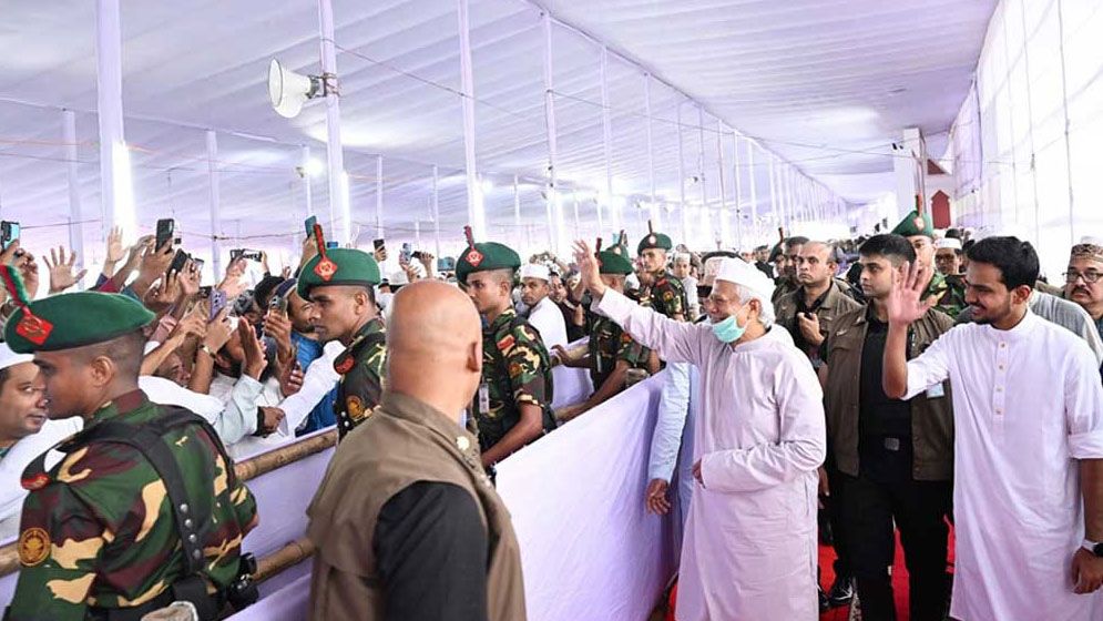 দেশের মঙ্গলে দোয়া চাইলেন প্রধান উপদেষ্টা