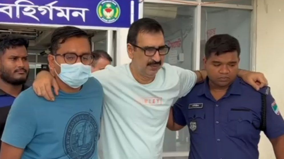 ভারতে পালাতে গিয়ে গোপালগঞ্জ আ. লীগের সম্পাদক আজম গ্রেফতার