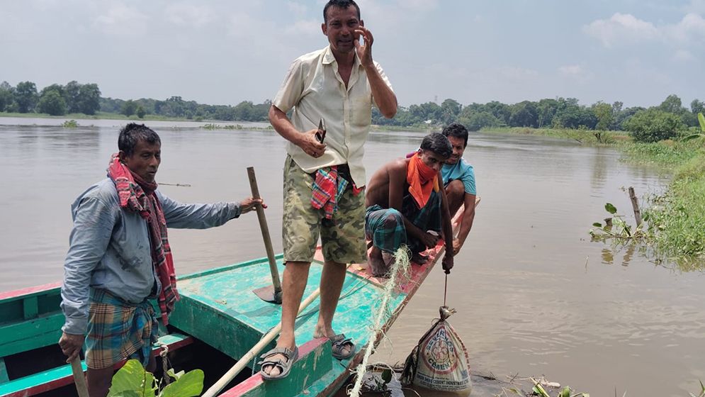 কুরবানির চামড়া খালে-বিলে ফেলায় ১২ জনের বিরুদ্ধে মামলা