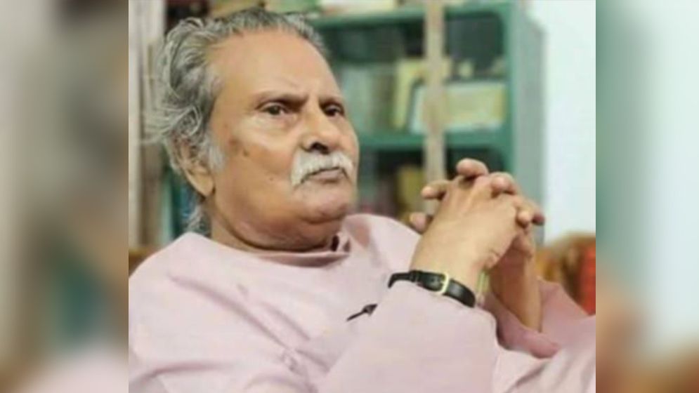 পড়ে গিয়ে আহত শিক্ষাবিদ যতীন সরকার, হাসপাতালে ভর্তি