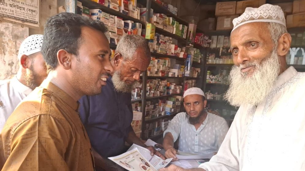 ‘টাকার বিনিময়ে আ.লীগের লোকজনকে রক্ষা করা হচ্ছে’