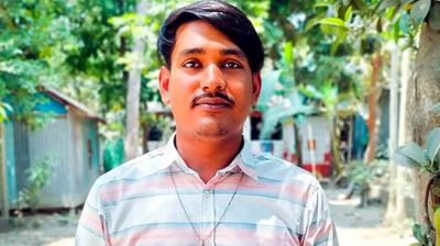 ‘আমি নাস্তিক নই’ স্ট্যাটাস দিয়ে ঢাবি ছাত্রের আত্মহত্যা