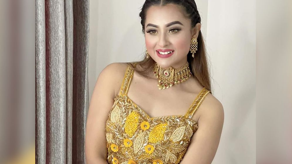 ঈদে কোথাও নেই বুবলী, কেন?