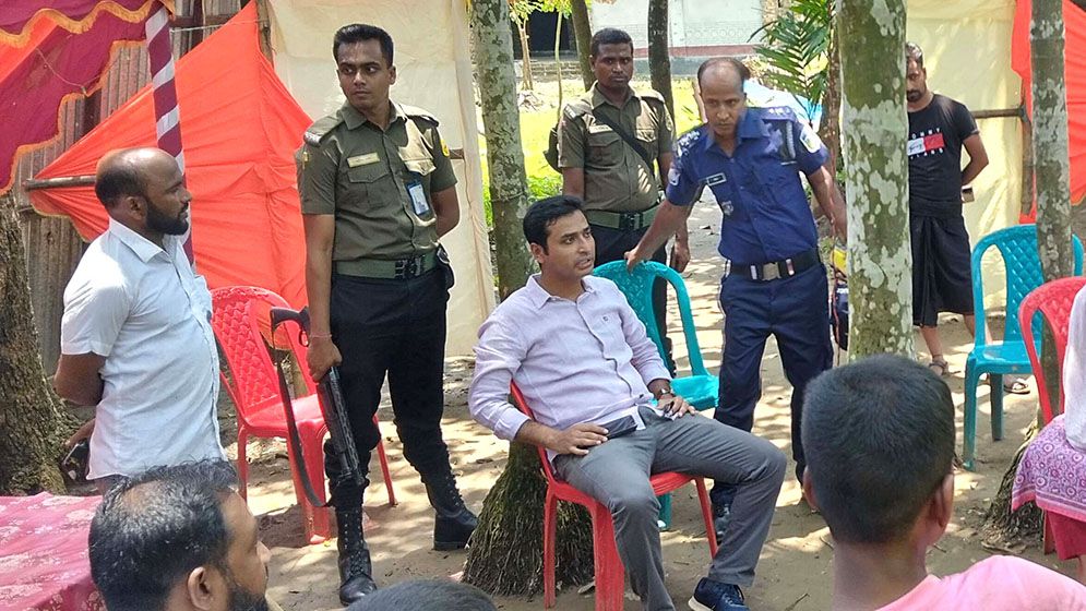 ১১ বছরের শিশুর বিয়ে, ছুটে গেলেন ইউএনও