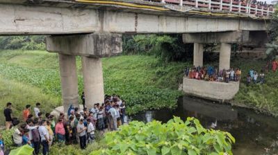 নিখোঁজ ইজিবাইক চালকের লাশ মিলল ব্রিজের নিচে
