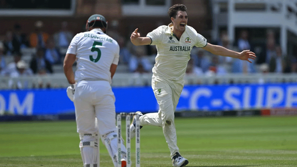 ১৩৮ রানেই অলআউট দক্ষিণ আফ্রিকা