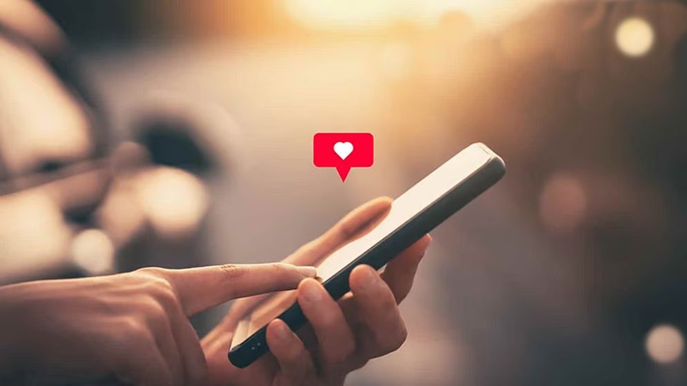 প্রেমের ‘ফাঁদ’ পাতা ডেটিং অ্যাপ, সঙ্গী খুঁজতে গিয়ে হতে পারে যেসব বিপদ