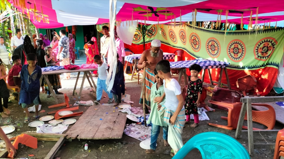 যৌতুকের টাকা-স্বর্ণালংকার না দেওয়ায় বরপক্ষের হামলা, আহত ৪