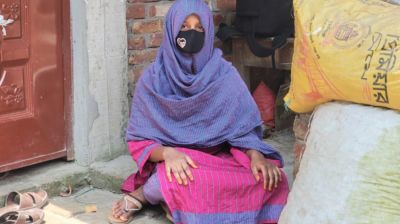 কাউনিয়ায় স্ত্রীর স্বীকৃতি পেতে প্রেমিকের বাড়িতে প্রেমিকা