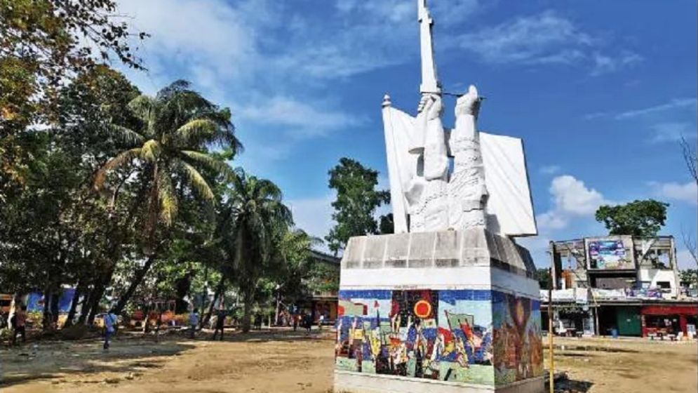 যেখানে দাঁড়িয়ে ‘উই রিভোল্ট’ বলে বিদ্রোহ ঘোষণা করেন মেজর জিয়া