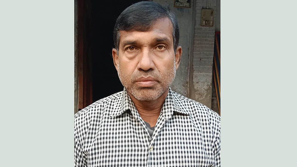 সাপের কামড়ে স্কুলশিক্ষকের মৃত্যু