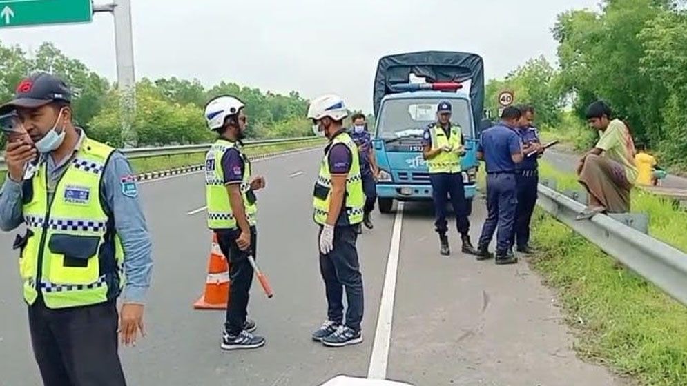 অজ্ঞাত যানের ধাক্কায় নিহত মোটরসাইকেল আরোহী