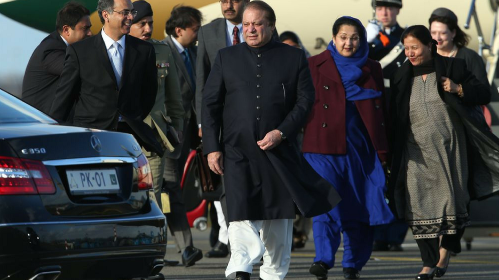 নওয়াজ শরিফ কি এখন পাকিস্তানের ‘ছায়া রাজনীতির’ মূল কারিগর?