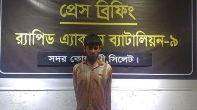 চলন্ত বাসে কলেজছাত্রী ধর্ষণের ‘মূলহোতা’ গ্রেফতার