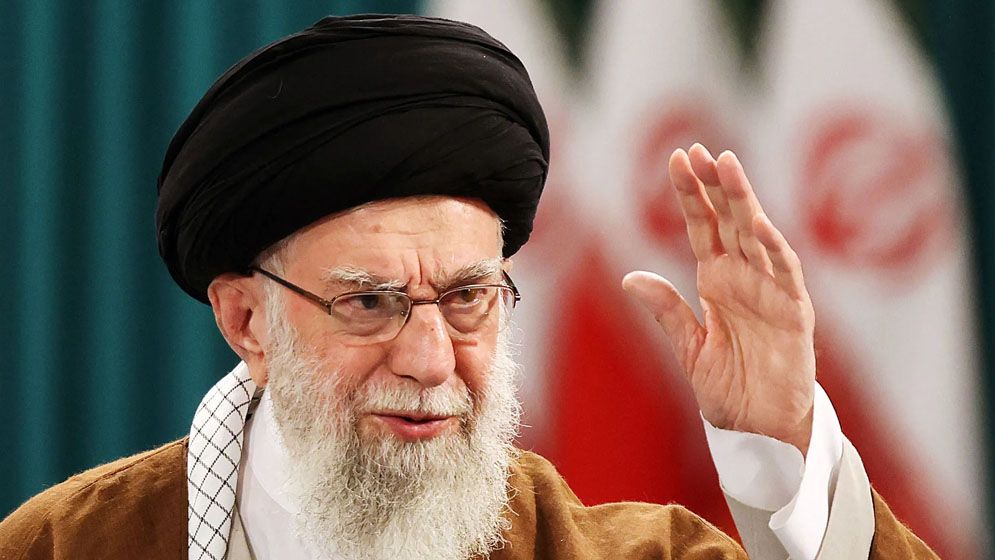 যারা ইরানের ইতিহাস জানে তারা ধমকের সুরে কথা বলে না: খামেনি