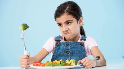 শাক-সবজিতে অরুচি? জেনে নিন সন্তানকে পুষ্টিকর খাবার খাওয়ানোর কৌশল