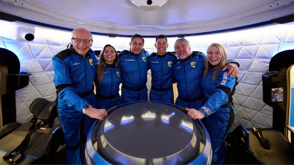 ইতিহাস গড়তে প্রস্তুত ব্লু অরিজিনের এনএস-৩৩ মিশন, কারা যাচ্ছেন মহাকাশে