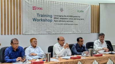 ‘জলবায়ু-সহনশীল কৃষির উন্নয়নে সমন্বিত উদ্যোগ অপরিহার্য’