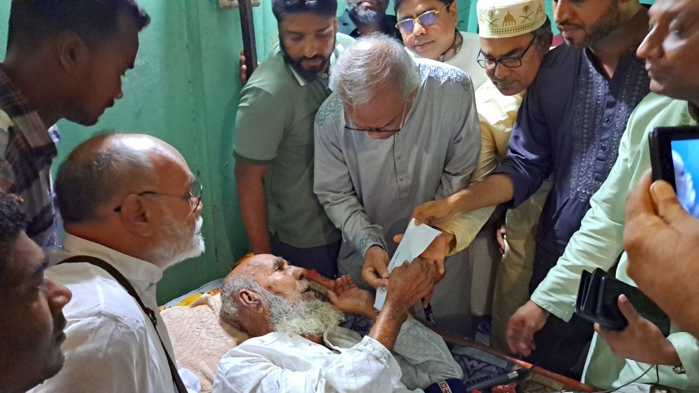 আমরা অত্যাচারিত হয়েছি কিন্তু হাসিনার কাছে আত্মসমর্পণ করিনি: রিজভী