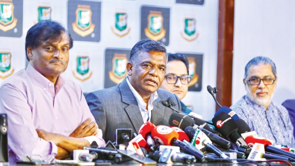 গঠনতন্ত্র ডিঙিয়ে তিন উপদেষ্টা নিয়োগ, ব্যাখ্যা দিলেন বিসিবি সভাপতি