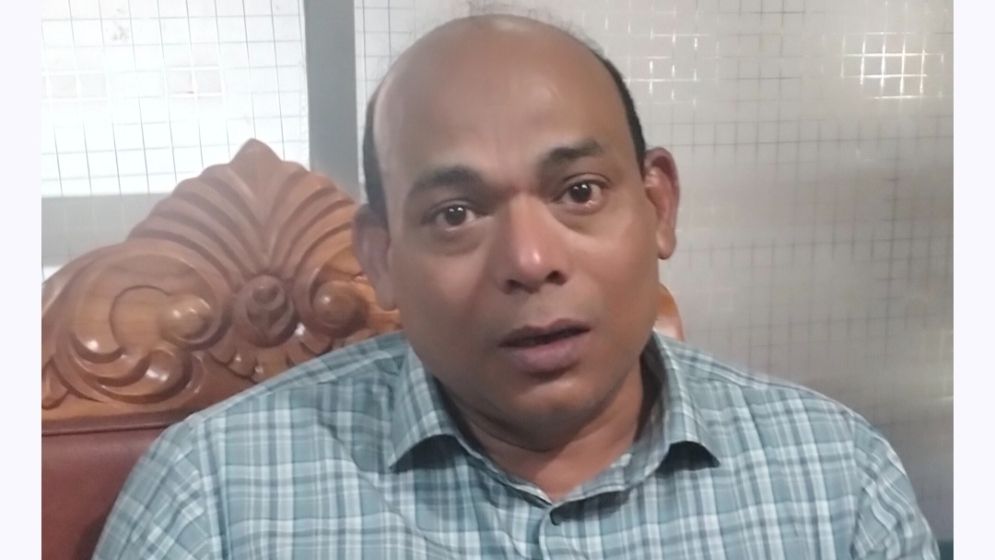 ভারতে যাওয়ার সময় উপজেলা চেয়ারম্যান গ্রেফতার