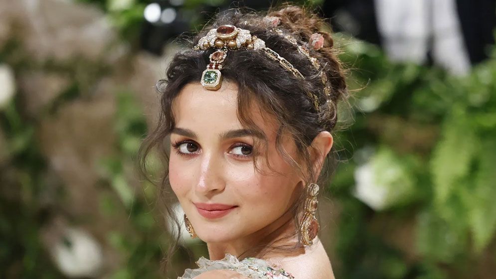 অন্তঃসত্ত্বা নন আলিয়া, নেটিজেনরা বলছেন— এবার থামা উচিত