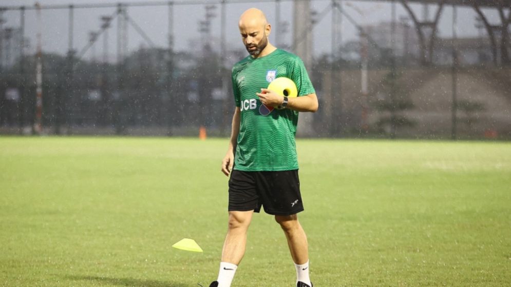 বাফুফের কাবরেরা প্রীতির সাতকাহন, নেপথ্যে যত ষড়যন্ত্র