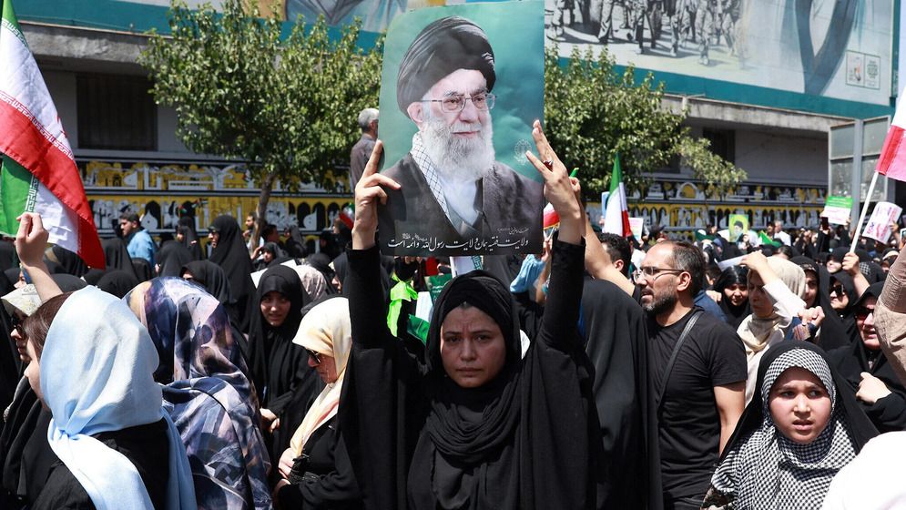 যুক্তরাষ্ট্রের পারমাণবিক স্থাপনায় হামলার পর ইরানের প্রতিক্রিয়ার অপেক্ষায় বিশ্ব