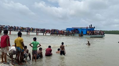 ট্রলার থেকে পড়ে জেলে নিখোঁজ