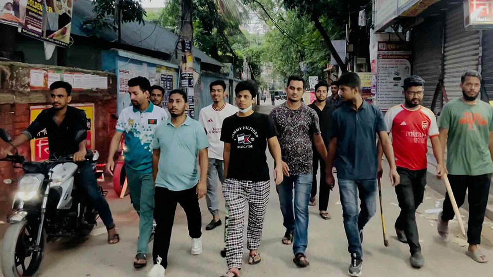 প্রতিষ্ঠাবার্ষিকীতে না.গঞ্জে আ.লীগ প্রতিহতে যা করল ছাত্রদল