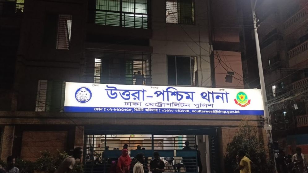 সিইসি নূরুল হুদাকে আটকে মব সৃষ্টিকারী সেচ্ছাসেবক দল নেতা আটক