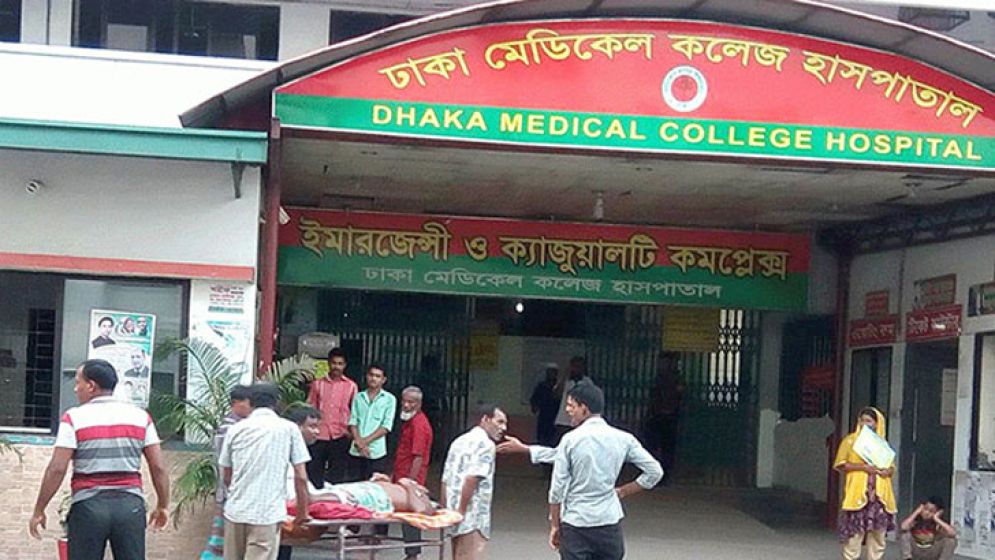 নগর ভবনে ইশরাকপন্থি দুগ্রুপের সংঘর্ষ