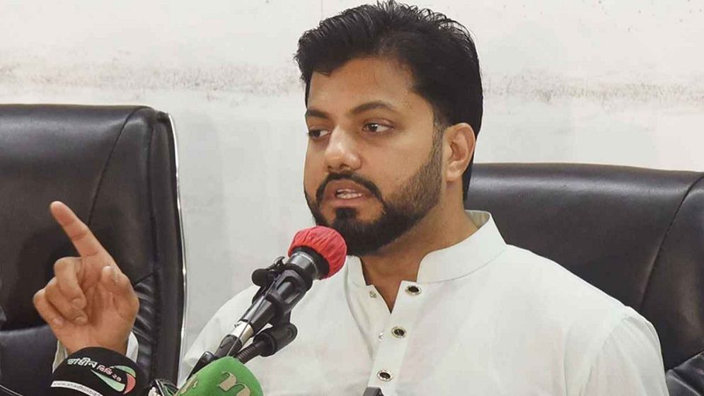 নগর ভবনে হামলার দায় উপদেষ্টা আসিফের ঘনিষ্ঠদের: ইশরাক