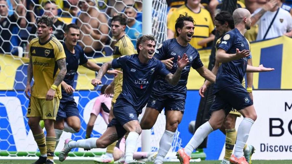 ‘পার্টটাইমারের’ গোলে বোকা জুনিয়র্সকে রুখে দিল ‘আধা পেশাদার’ অকল্যান্ড