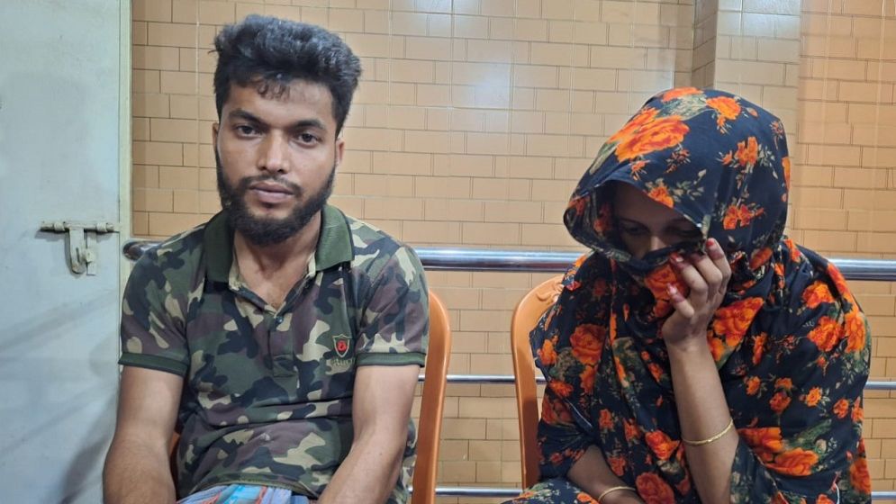স্বামী তালাক দেওয়ার ২ ঘণ্টা পর প্রেমিকের সঙ্গে বিয়ে