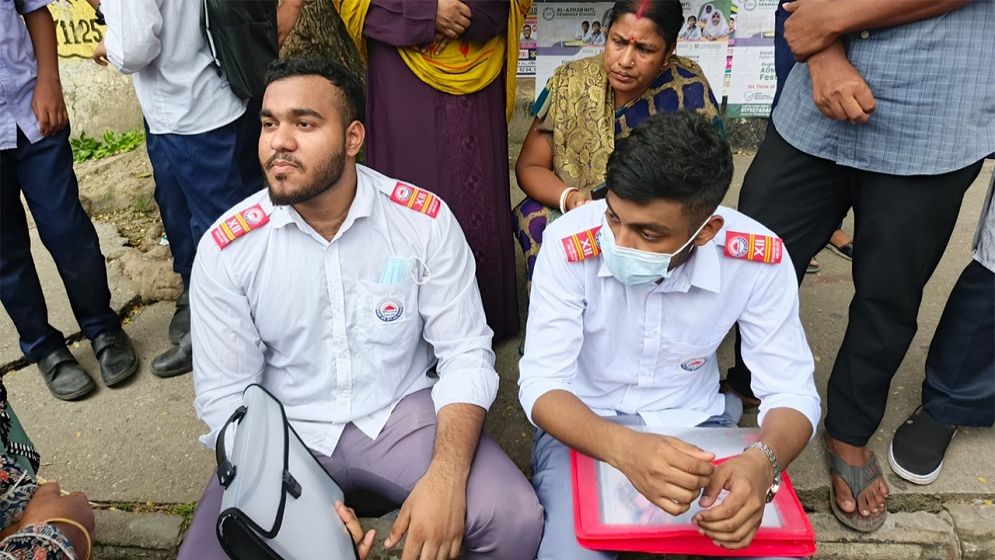 কর্তৃপক্ষের অনিয়মে এইচএসসি পরীক্ষা দিতে পারেনি ২ শিক্ষার্থী